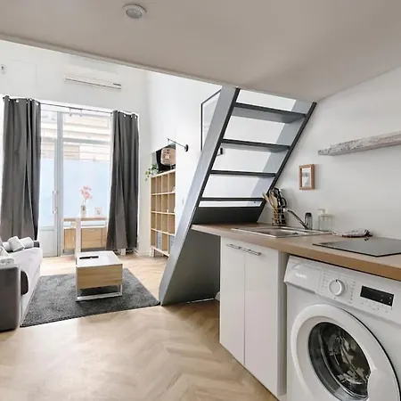 Sentier Historical Center III Charming Apartment-3